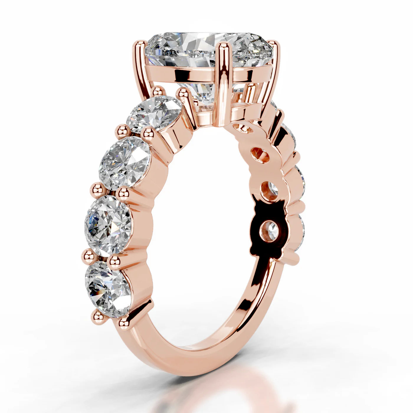 Fiora Lab Grown Diamond Ring . Rose Gold